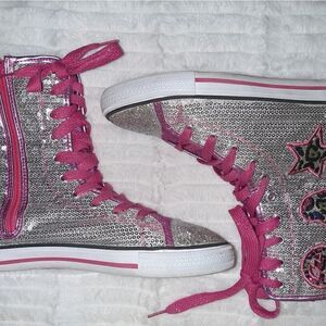 BONGO sparkly high tops, size 4